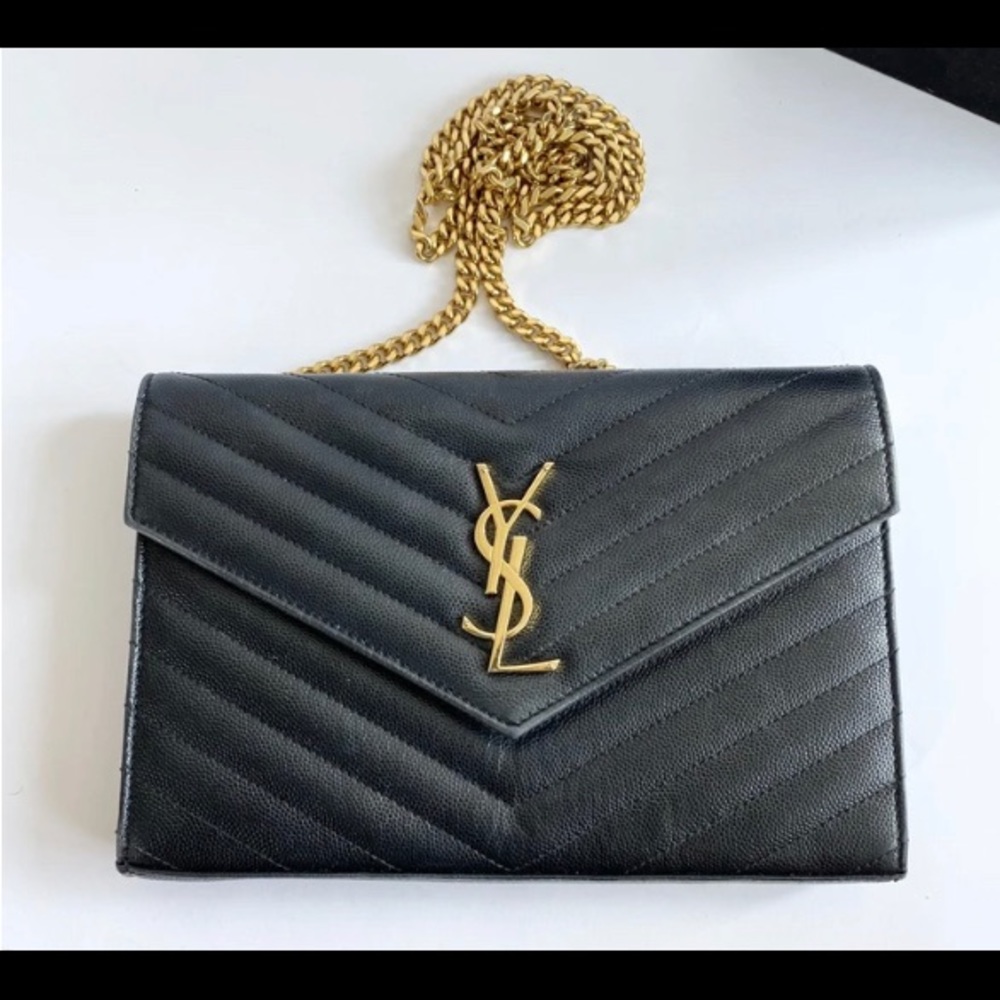 YSL GRAIN DE POUDRE WOC…. Please make offers